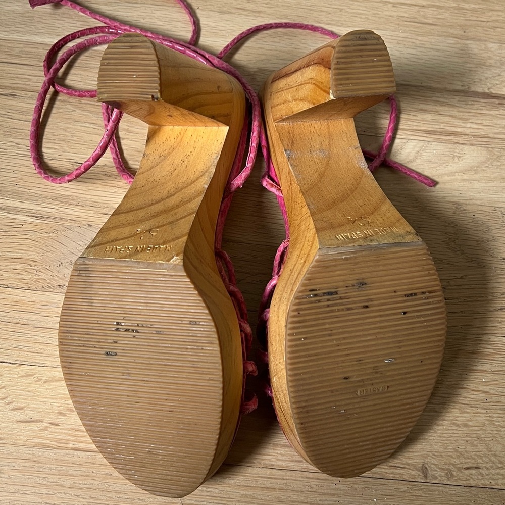 Vintage pink & green leather snakeskin platform sandal with wooden heel and ties - Picture 3 of 3